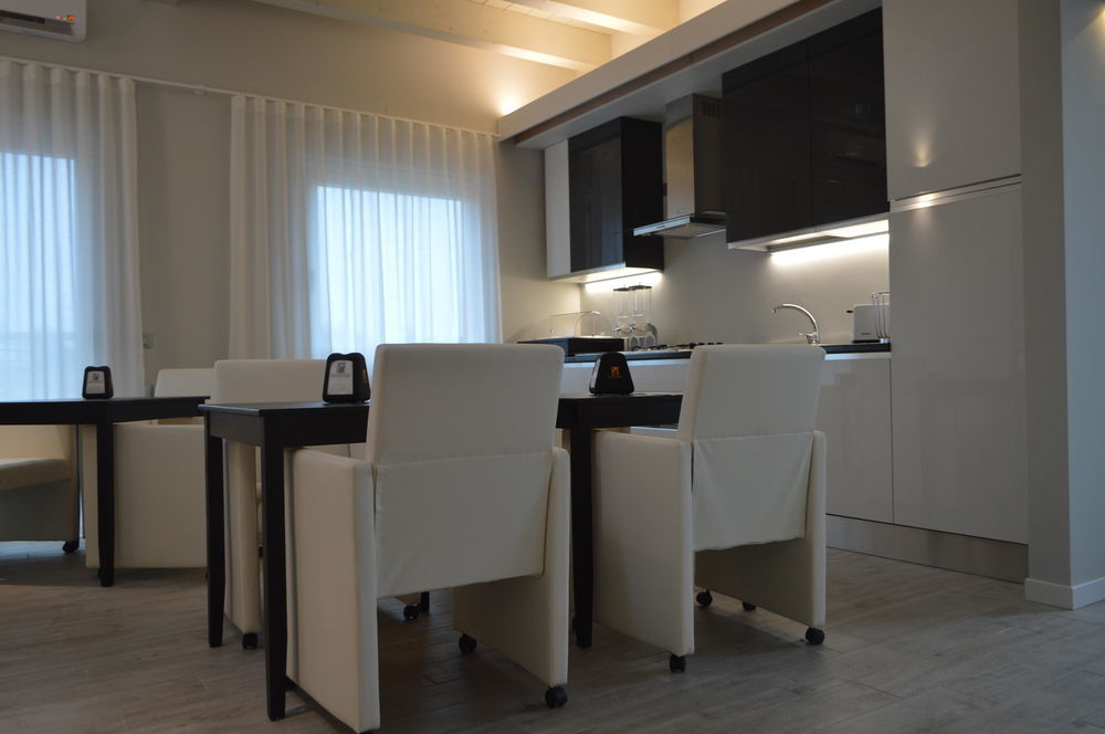B&B Gardacharme Desenzano del Garda Exteriör bild